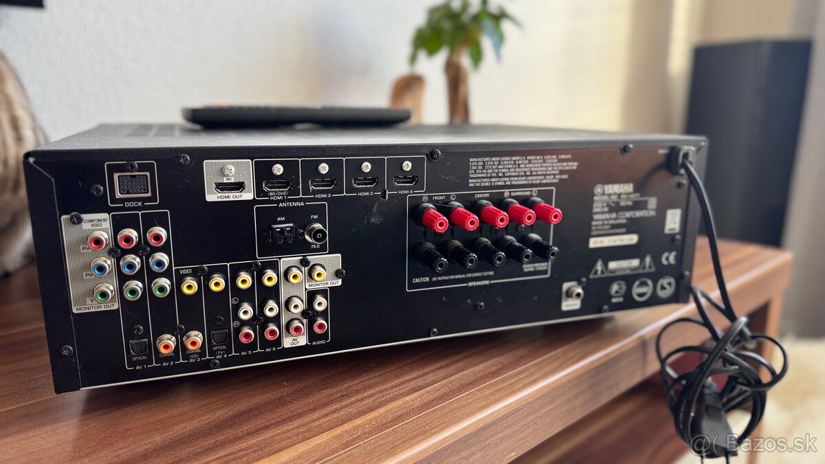 Predám Yamaha RX-V471 - 2