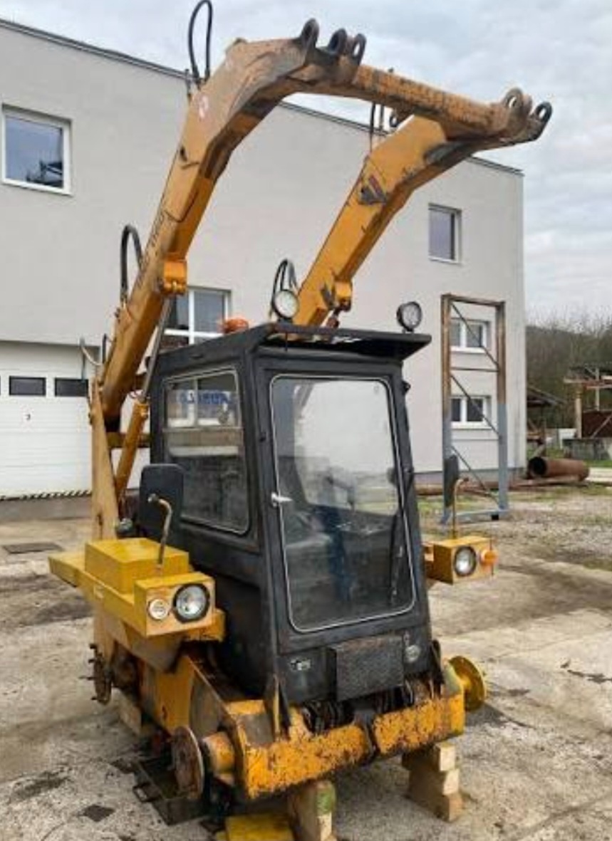 SURNE KUPIM SMYKOVY NAKLADAC UNC LOCUST.NOVOTNY - 2