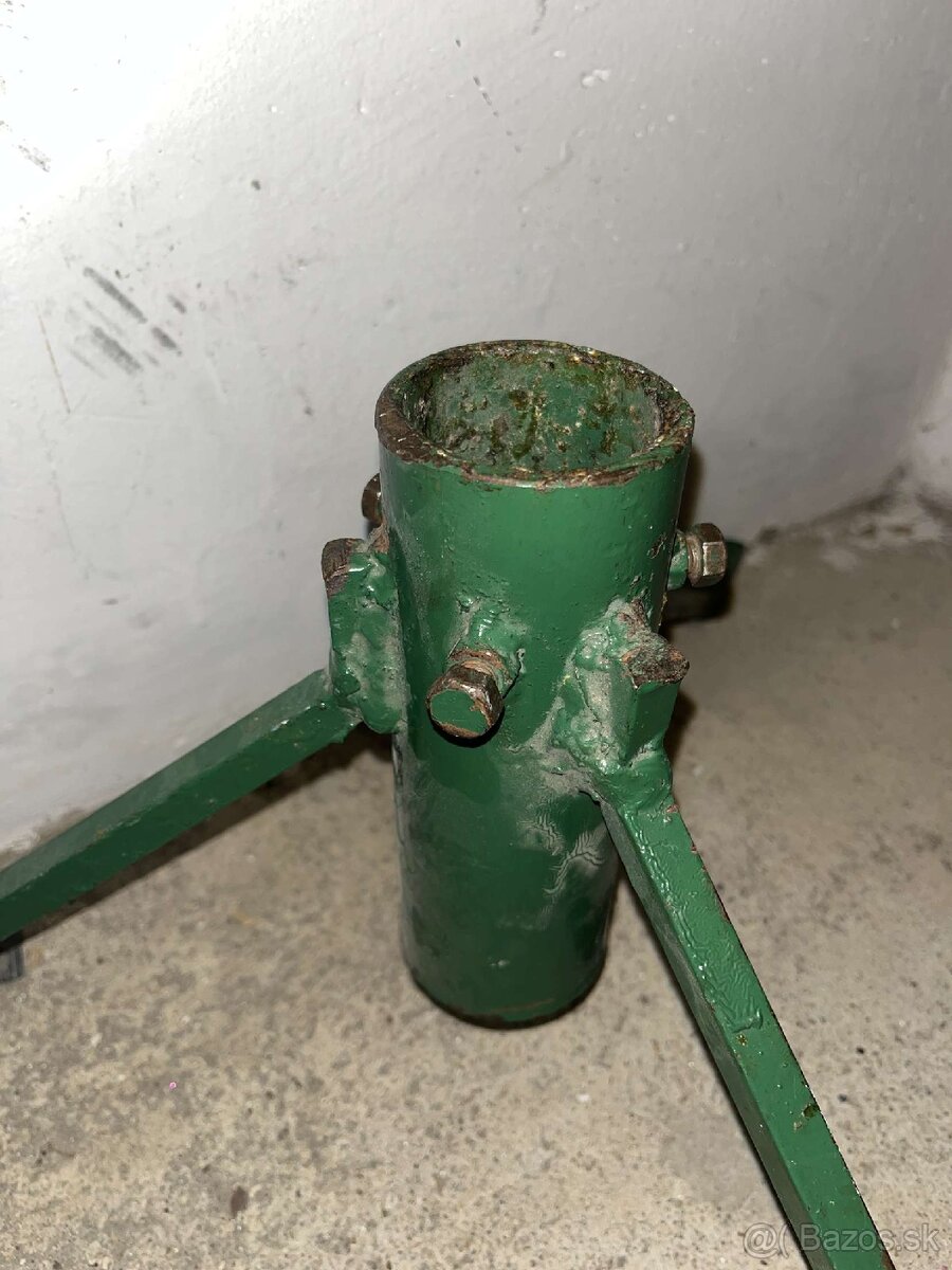 Stojan na stromček - 2