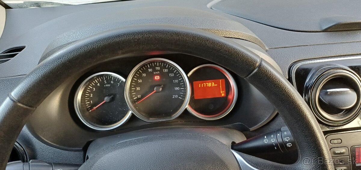 Predám rodinné auto Dacia Lodgy - 2