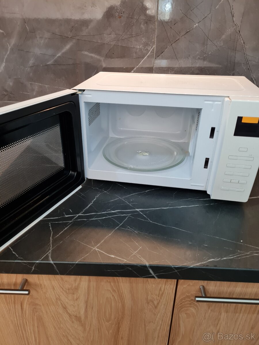 Mikrovlnka Daewoo - 2