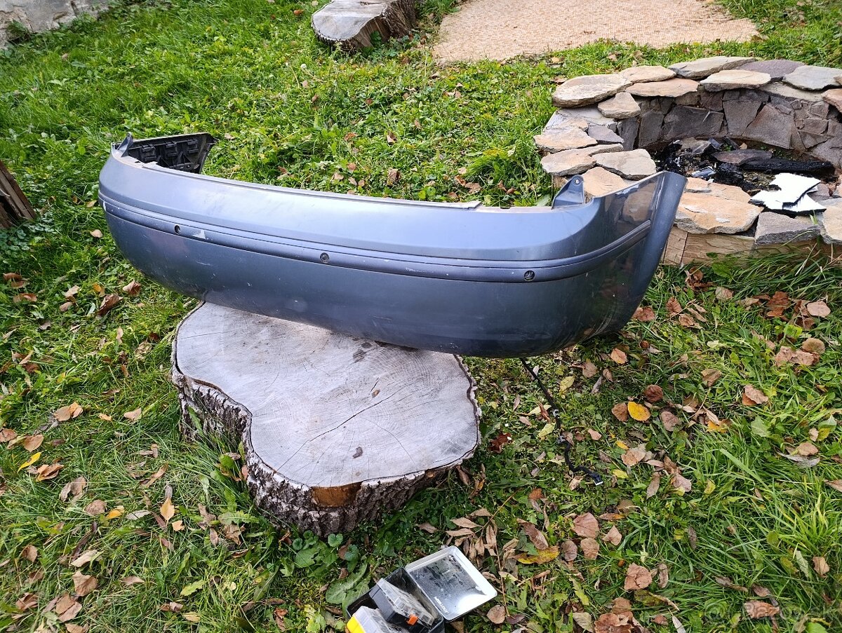 Zadný nárazník Škoda superb1 - 2