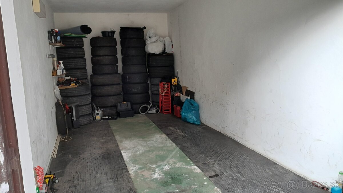 Garáž - 2