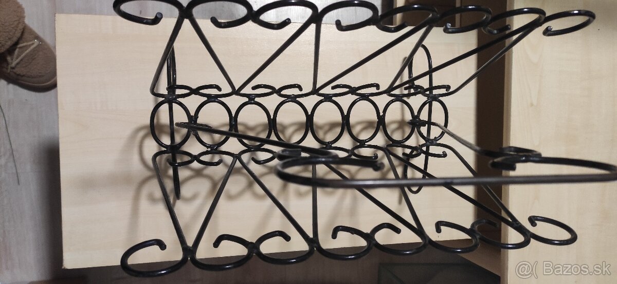 Stojan na časopisy - 2