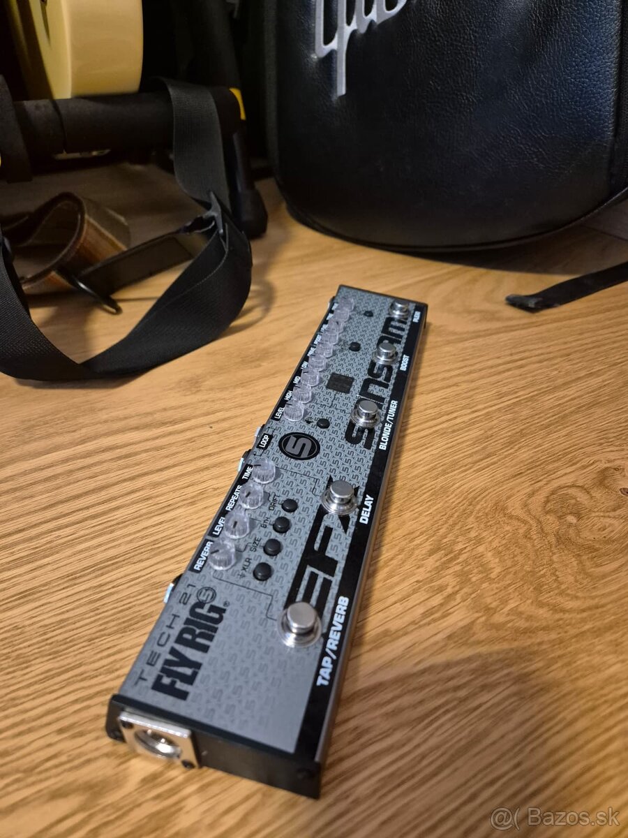 Gitarový multiefekt Fly Rig 5 v2 - 2