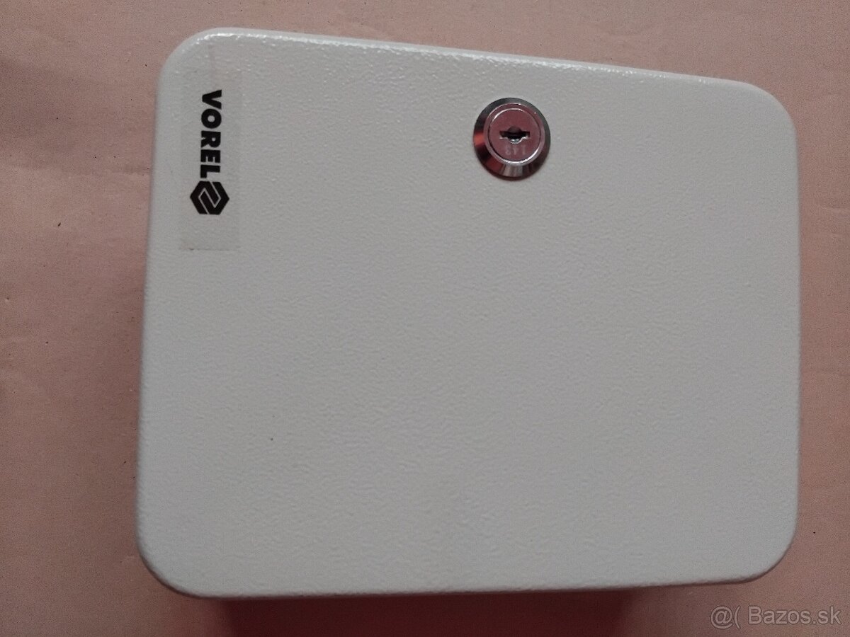 skrinka na klúče VOREL - 2