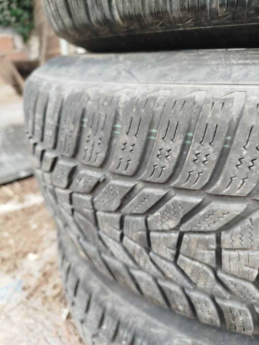 235/65 R17 zimné - 2