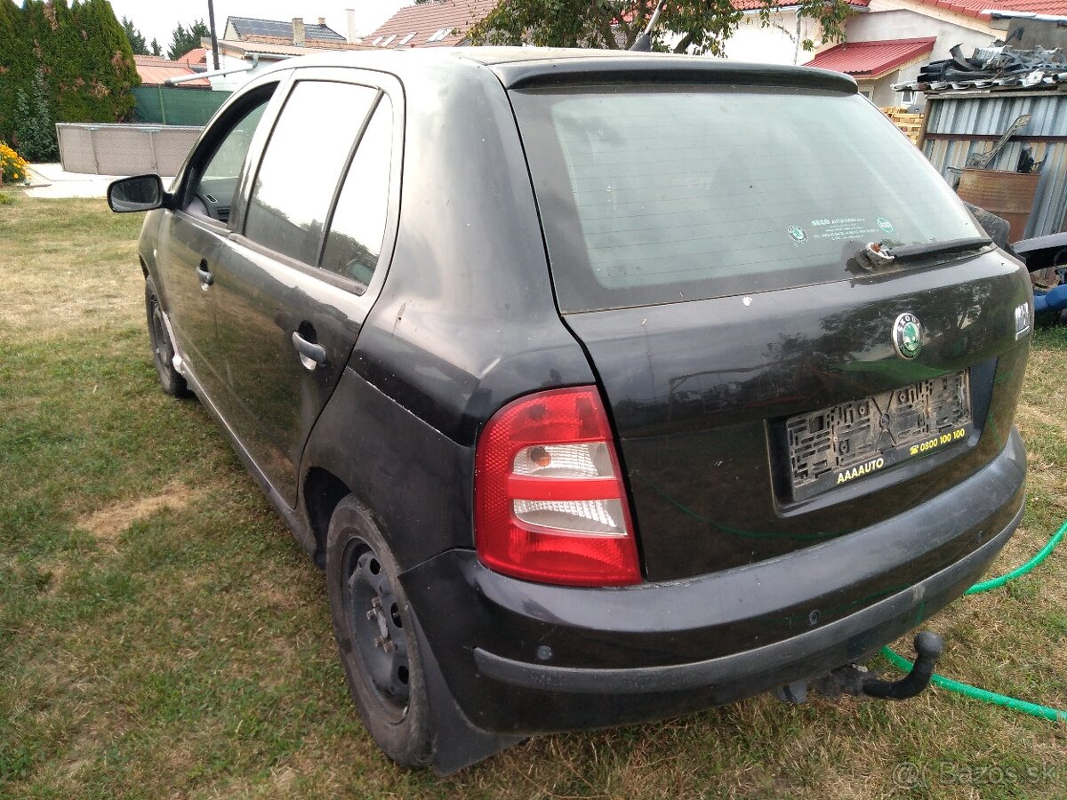 Skoda Fabia-Predny a zadny naraznik - 2