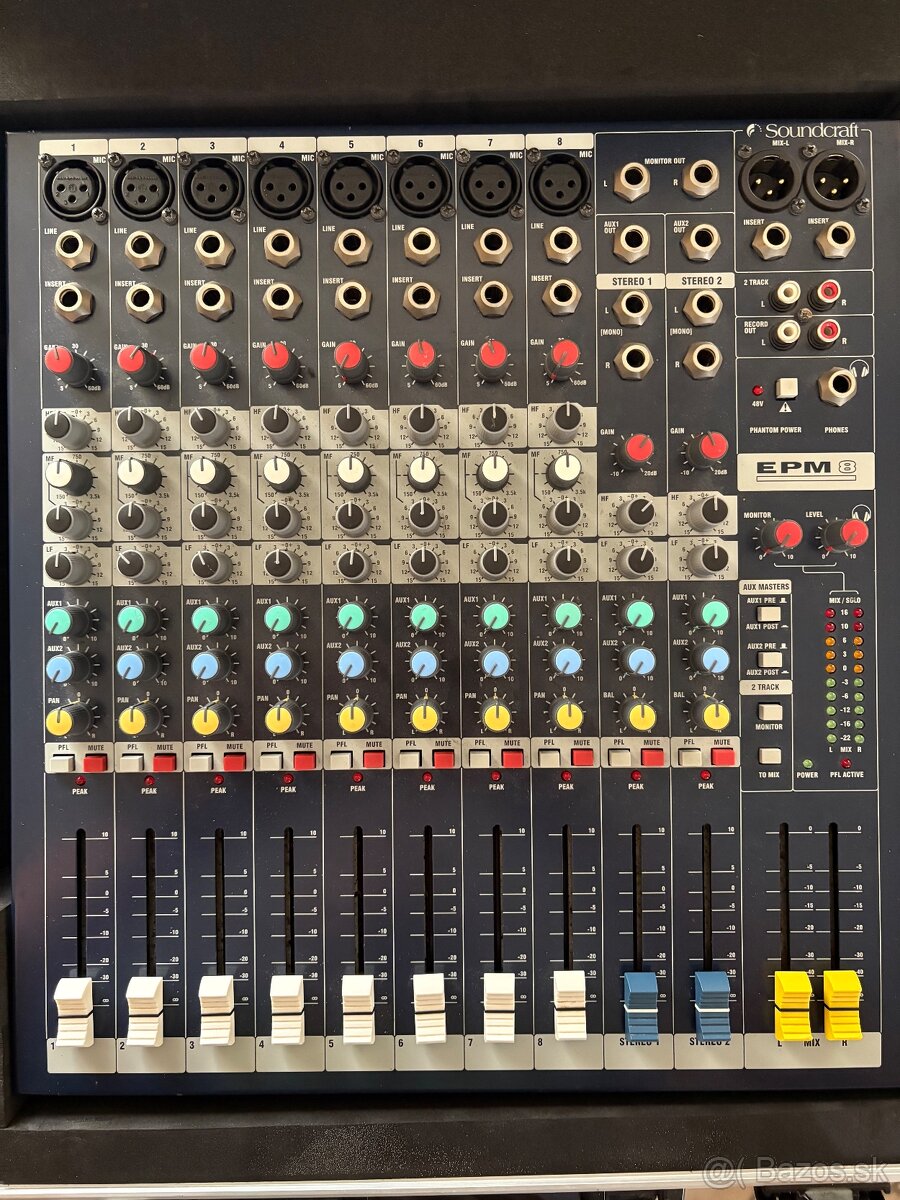 Soundcraft EPM 8 + thomann case EPM8 - 2