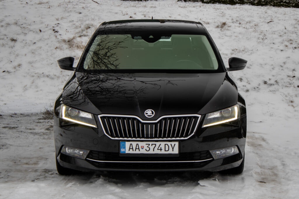 Škoda Superb 2.0 TDI L&K DSG - 2