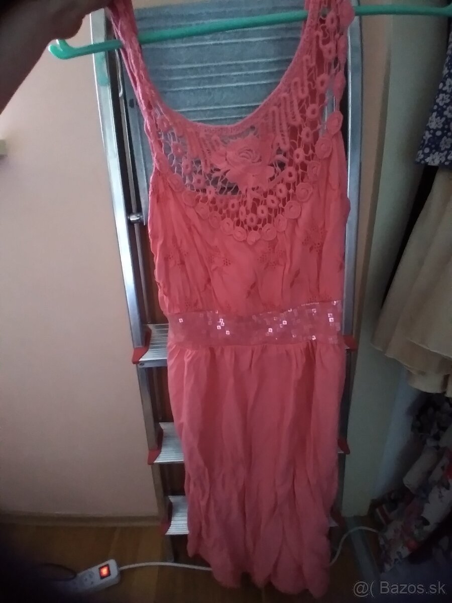 Komplet dámsky šatnik - 2