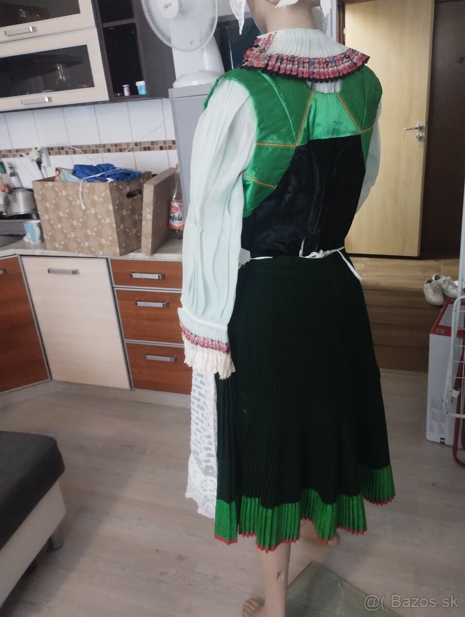 Svadobný kroj Zahoracky - 2
