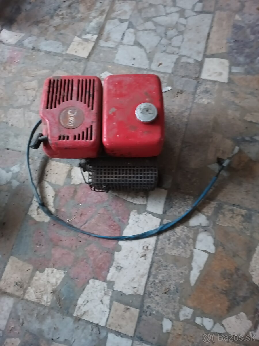 Predám na malotraktor Agzat Vari Tera 0950735425 - 2