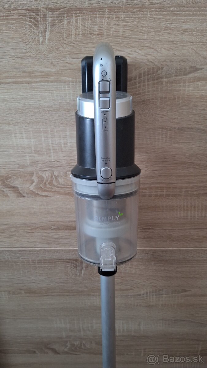 Tyčový vysávač/VIVAX - 2