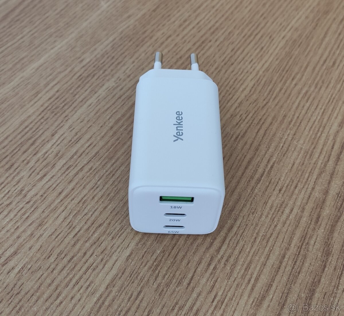 Predám nabíjačku Yenkee 65W - 2