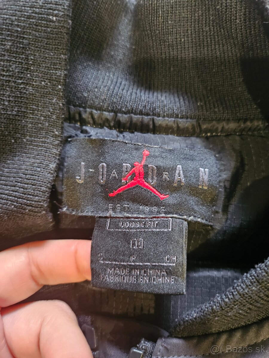Bunda Jordan enginereed - 2