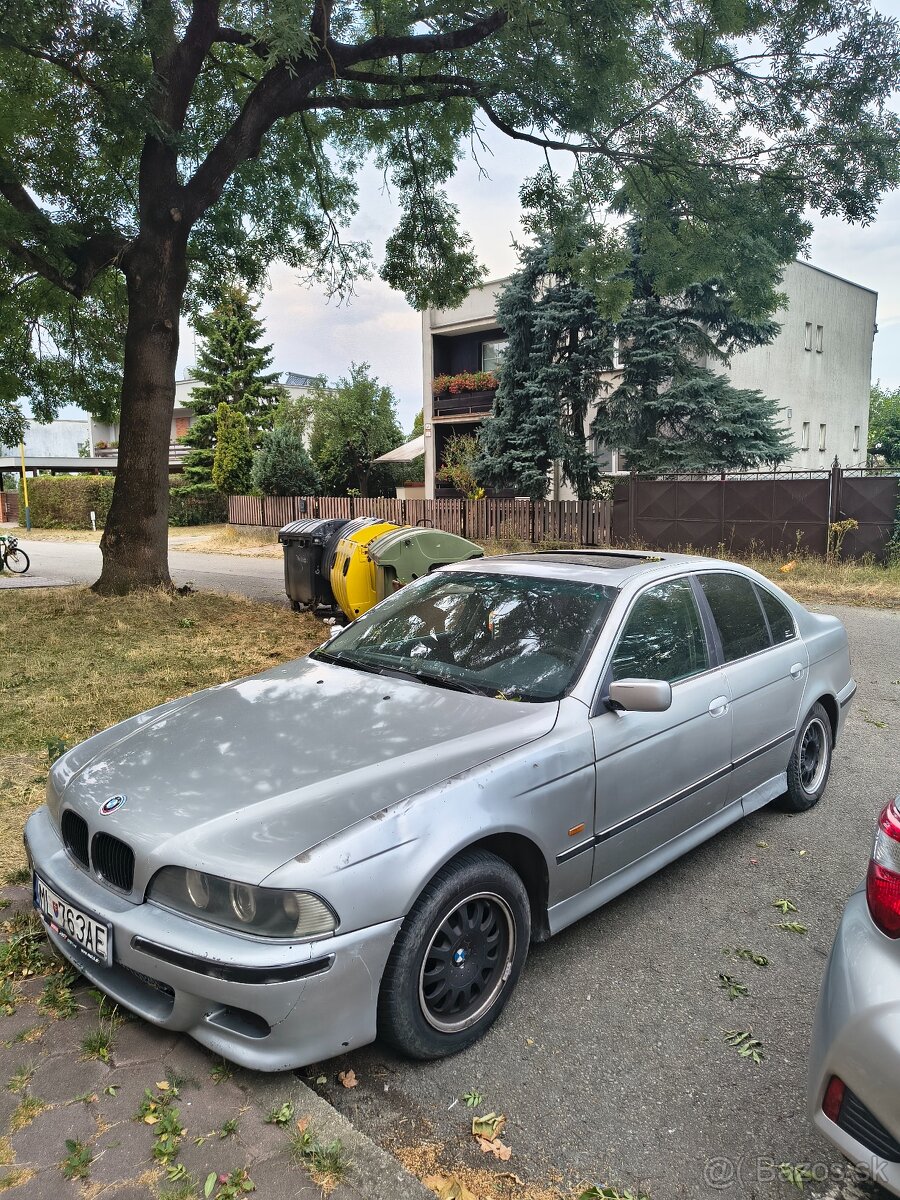 BMW E39 525TDS - 2