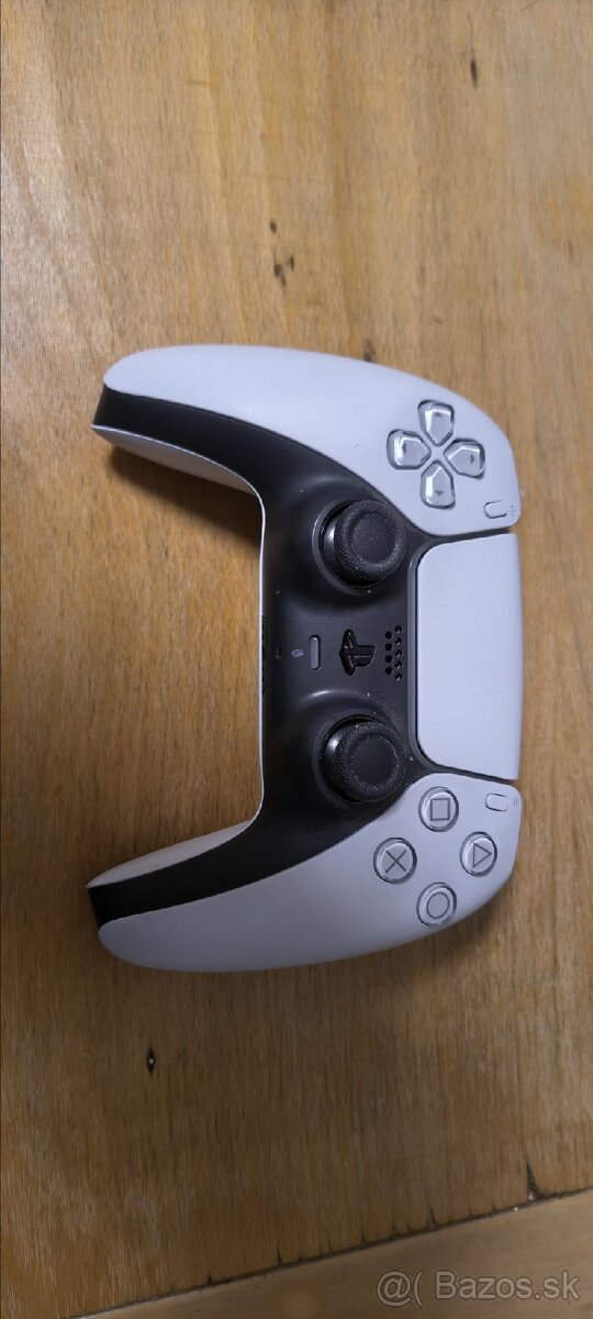 Playstation 5 s mechanikou + ovládač + BF6 + Stellar Blade - 2