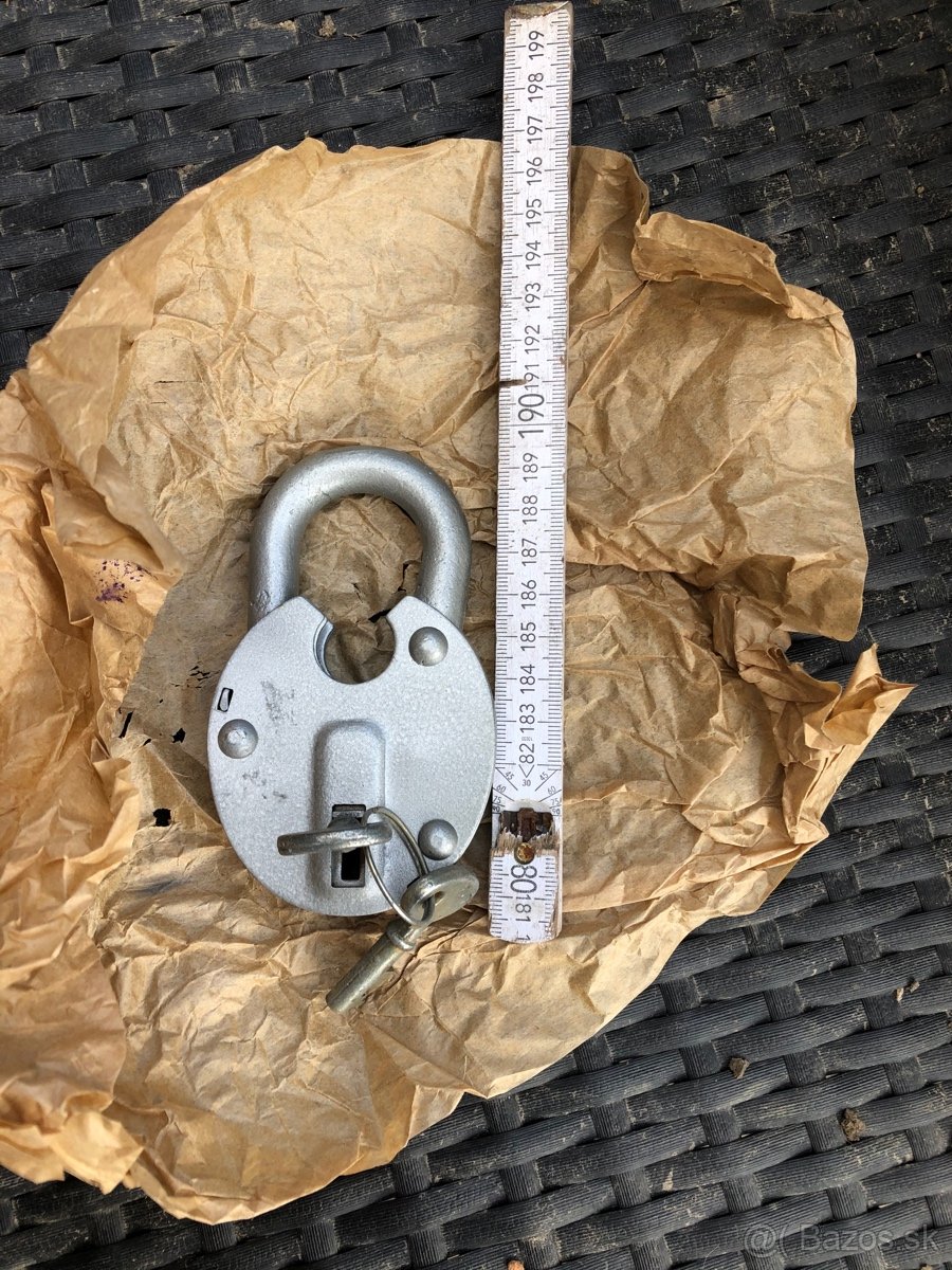 predám stary zámok - 2