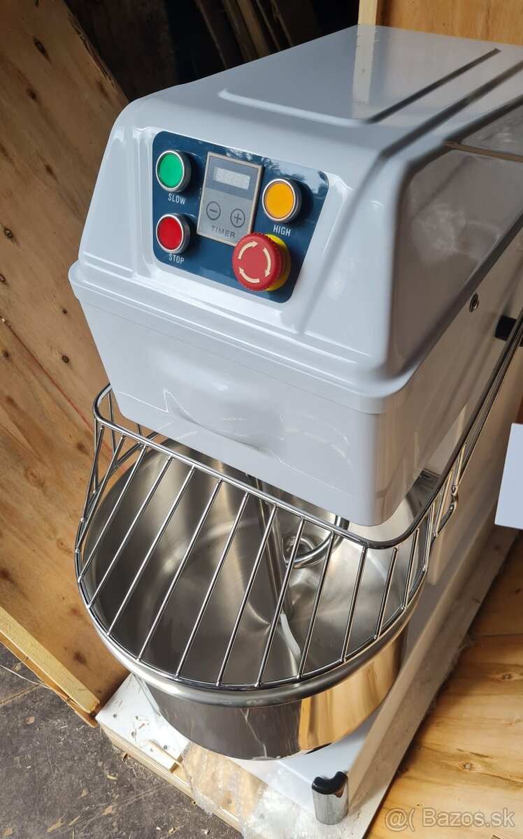 NOVÉ Miesiče 20L 40L - 2