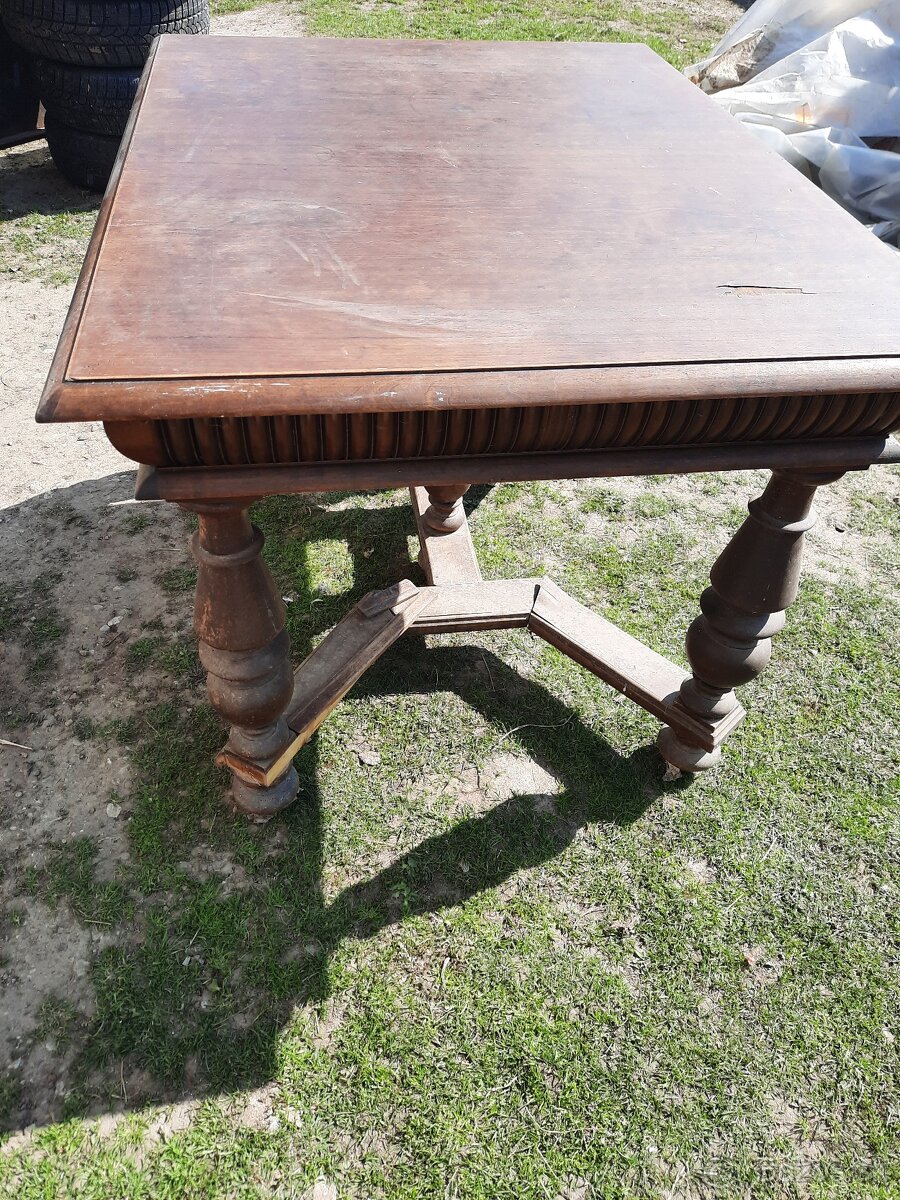 Predám pôvodný starožitný stôl - 2