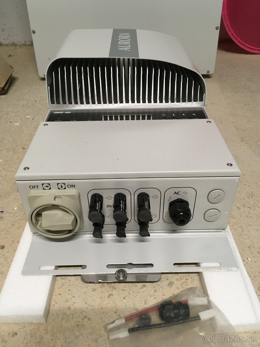 Fotovoltický striedač AURORA PVI-4,2-OUTD-CZ - 2