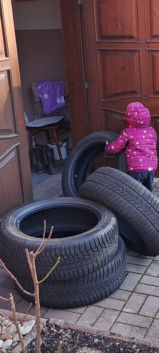 225/55 R18 102V zimné pneu - 2