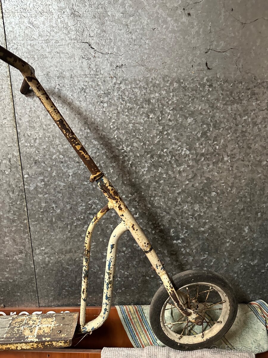 Retro kolobežka - 2