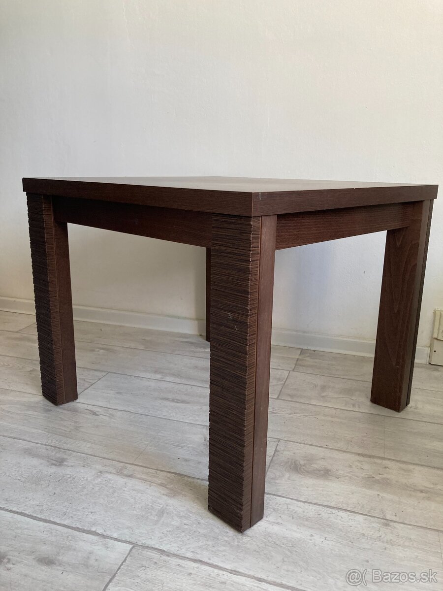 Na predaj konferenčný stolík - 2