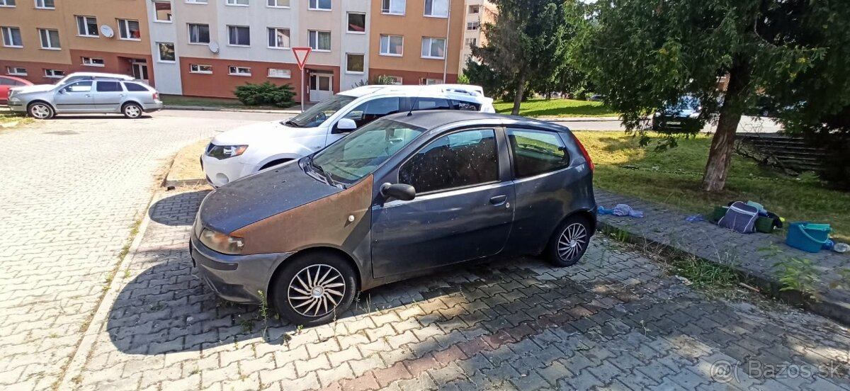 Fiat punto 1.2 r.v.2000 benzín - 2