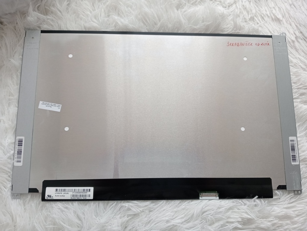 predám 15.6" LED SLIM displej 30pin eDP - LP156WFB - 2
