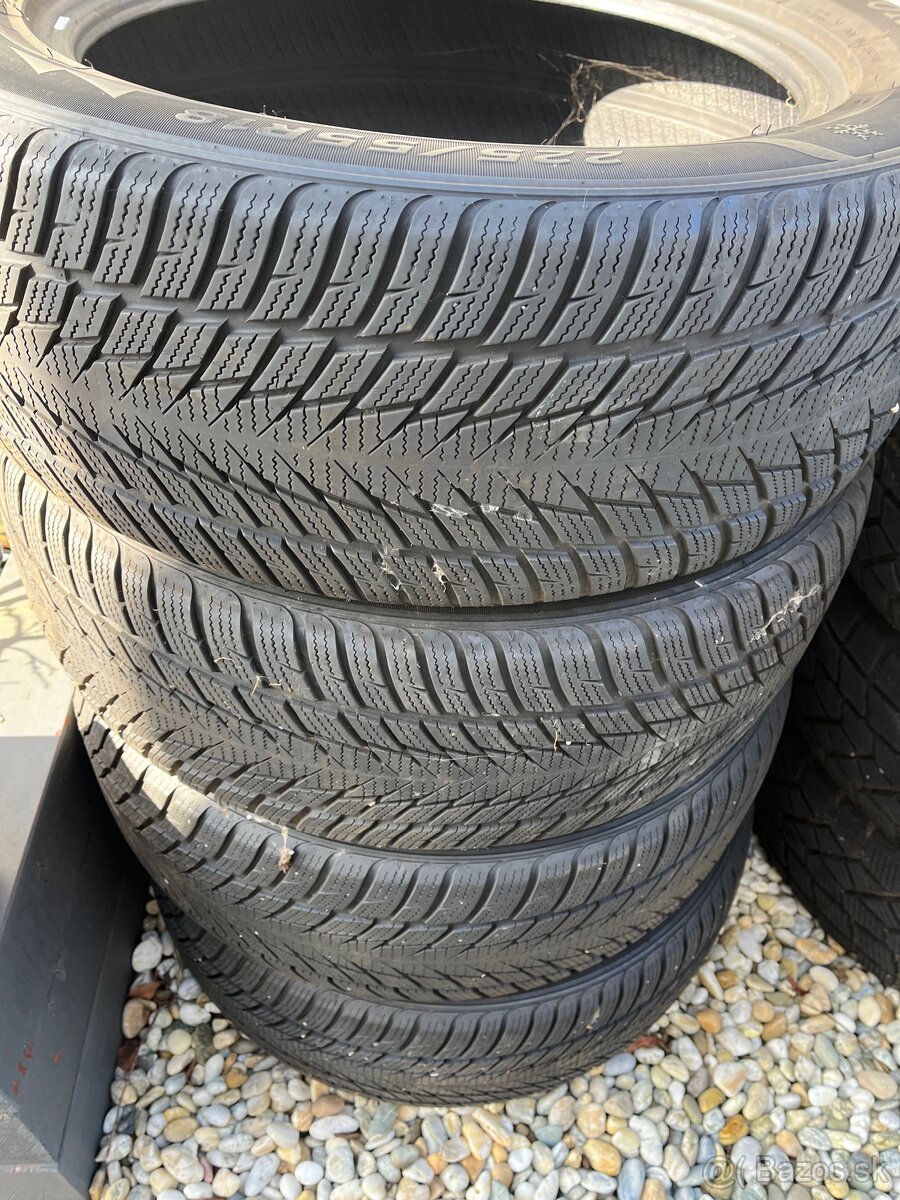 Zimné pneumatiky 225/55 r18 - 2