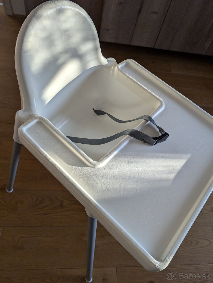 Jedálenská vysoká stolička - 2