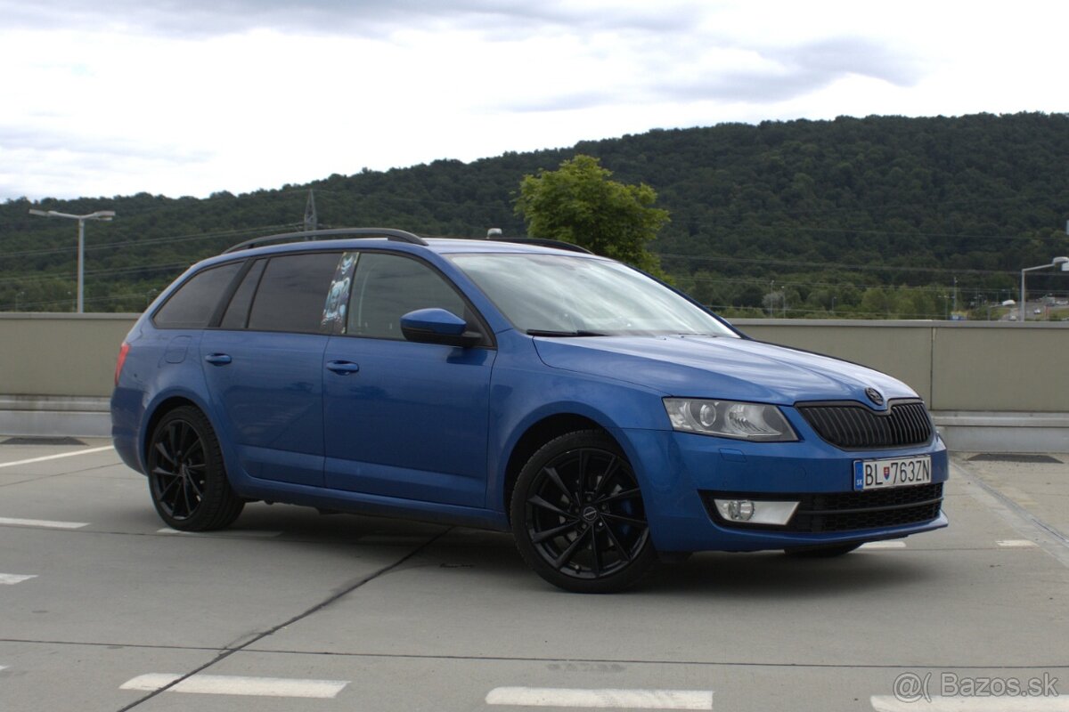 Škoda Octavia Combi 2.0 TDI Style DSG - 2