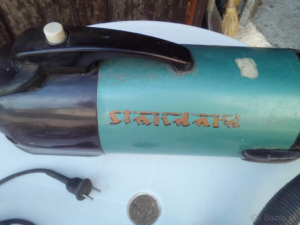 Retro vysávač Štandard - 2