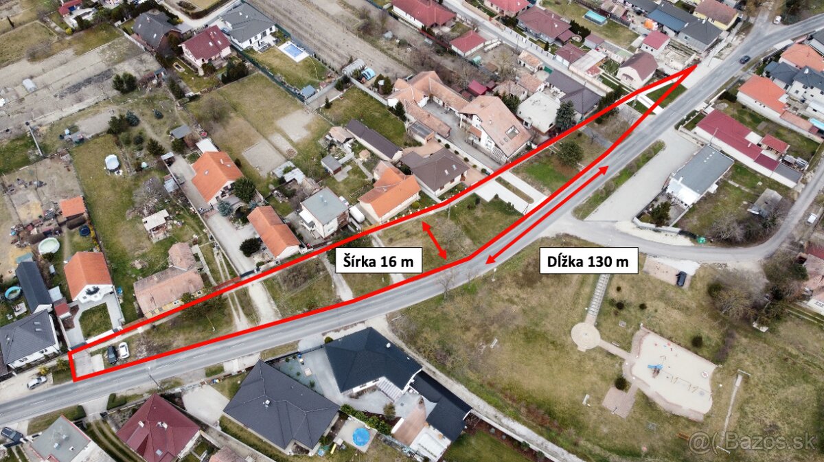 PRENÁJOM 2100 m2 pozemok pri BA (PARKOVANIE/REKLAMNÁ PLOCHA - 2