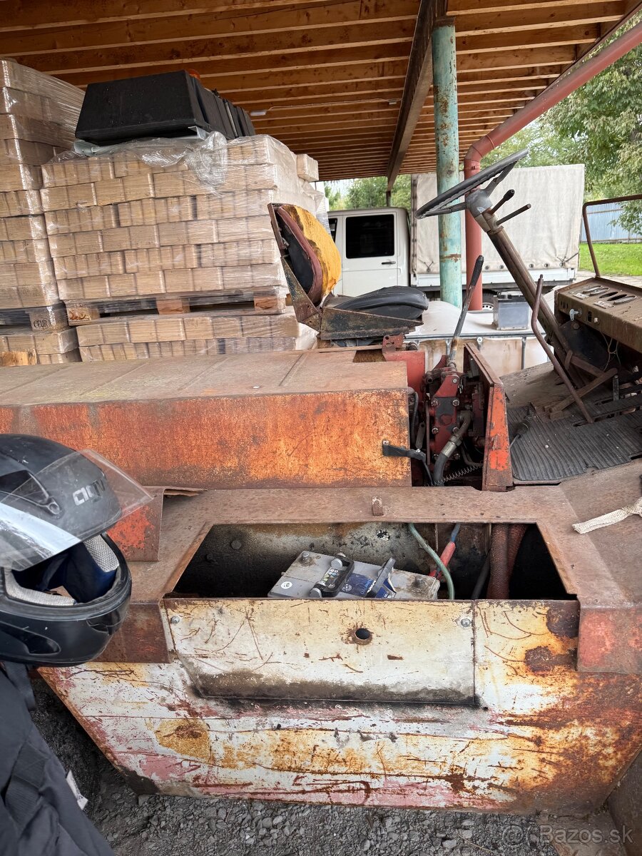 Predám vysokozdvižný vozík - 2