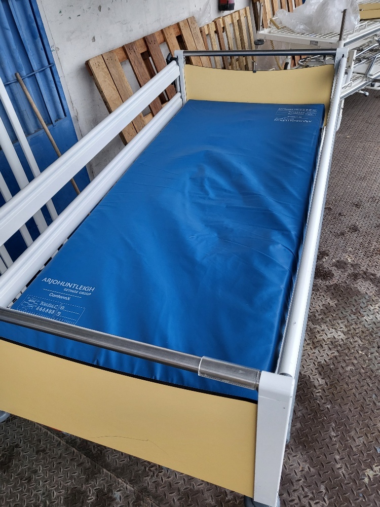 Zdravotná elektrická polohovateľná posteľ - 2