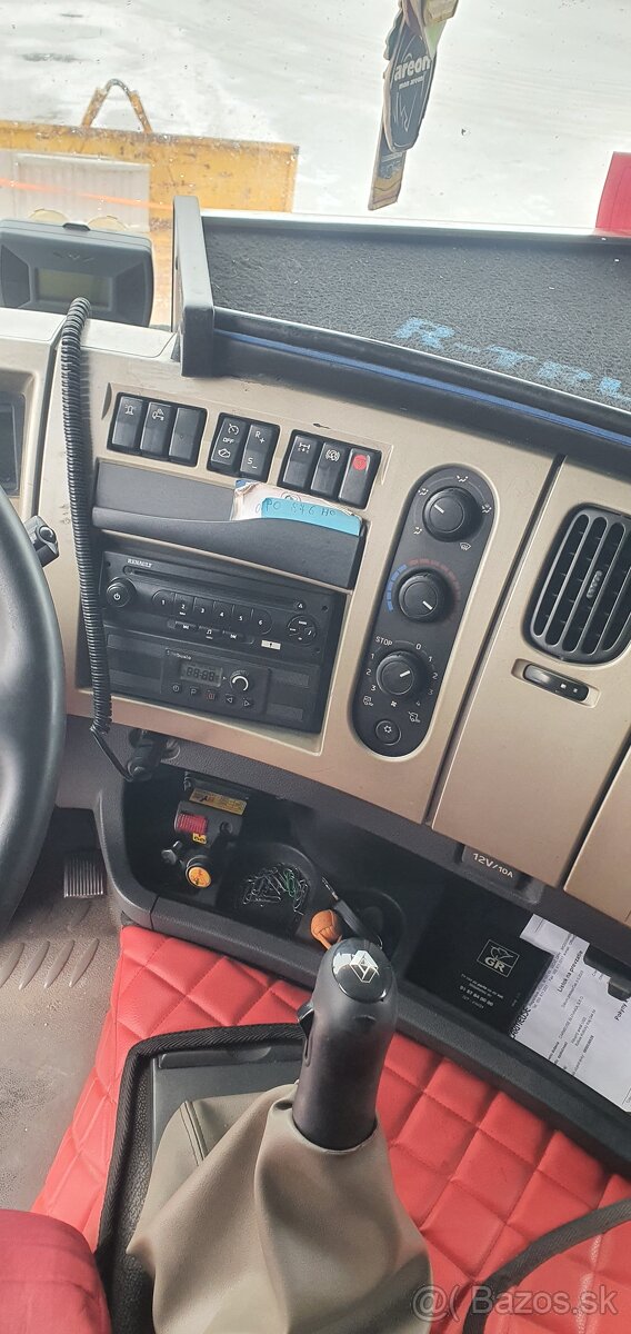 Renault tahač hydraolika - 2