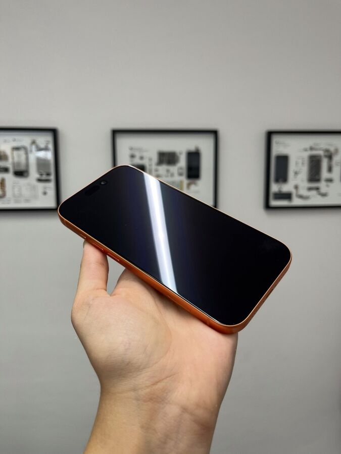 Apple iPhone 17 Pro 512GB Cosmic Orange - 2