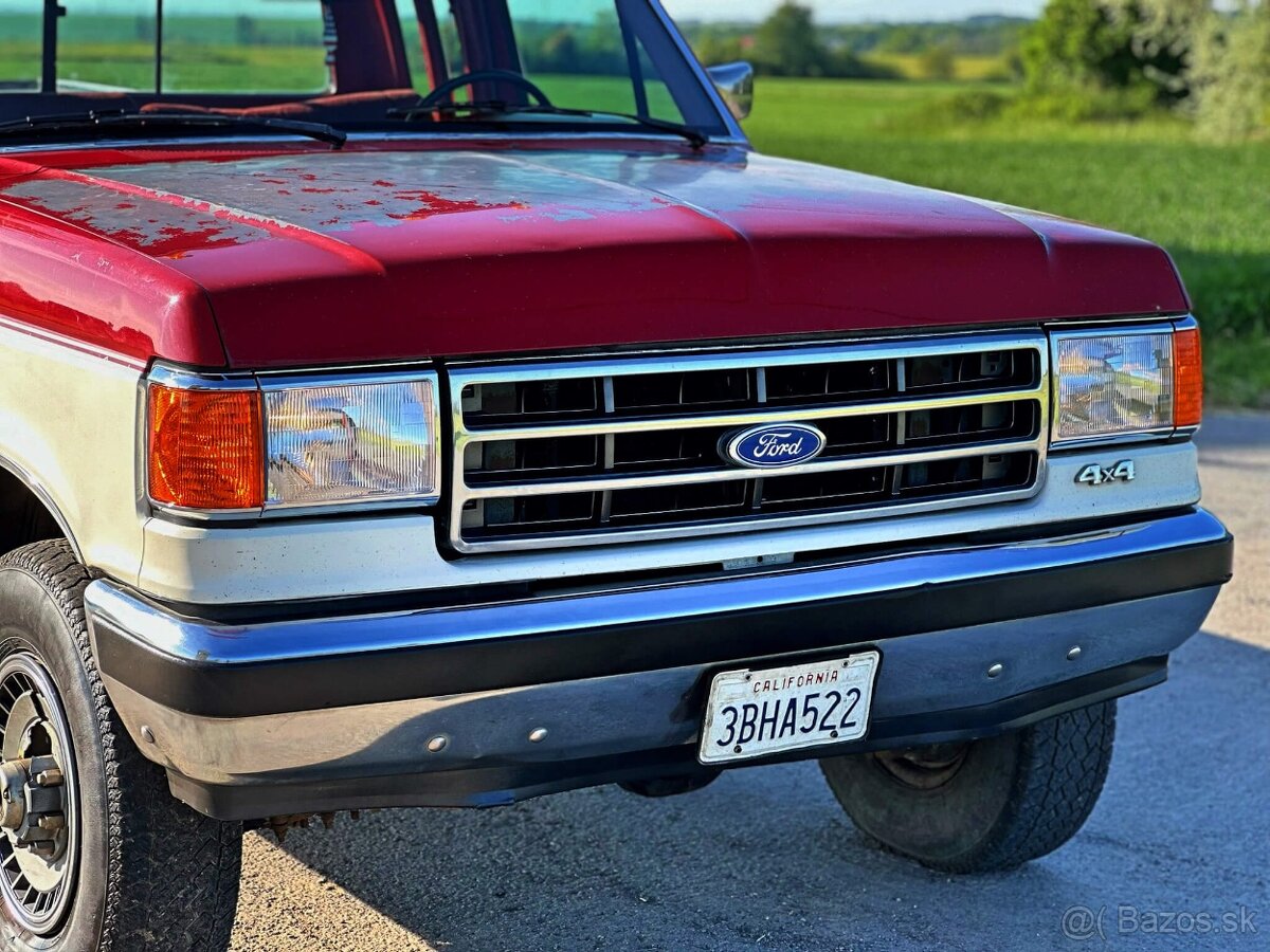 1991 Ford F-250 7.5 V8 XLT | 4x4 | MANUÁL
