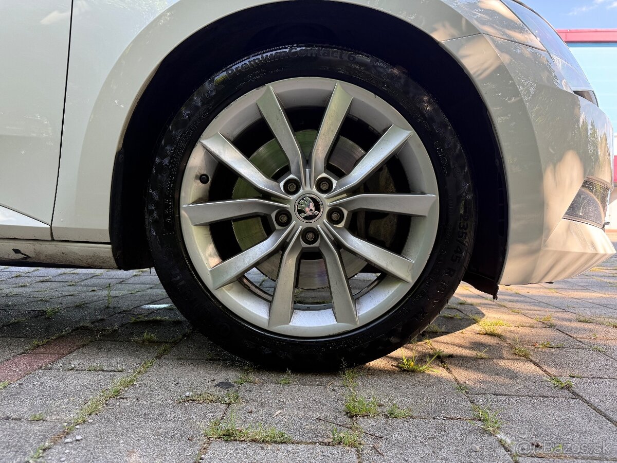 Škoda modus 235/45 r18 - 2
