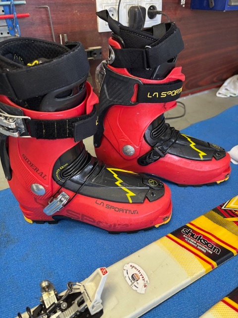 Predám K2 Shuksan 160 cm, lyžiarky La Sportiva , pásy - 2