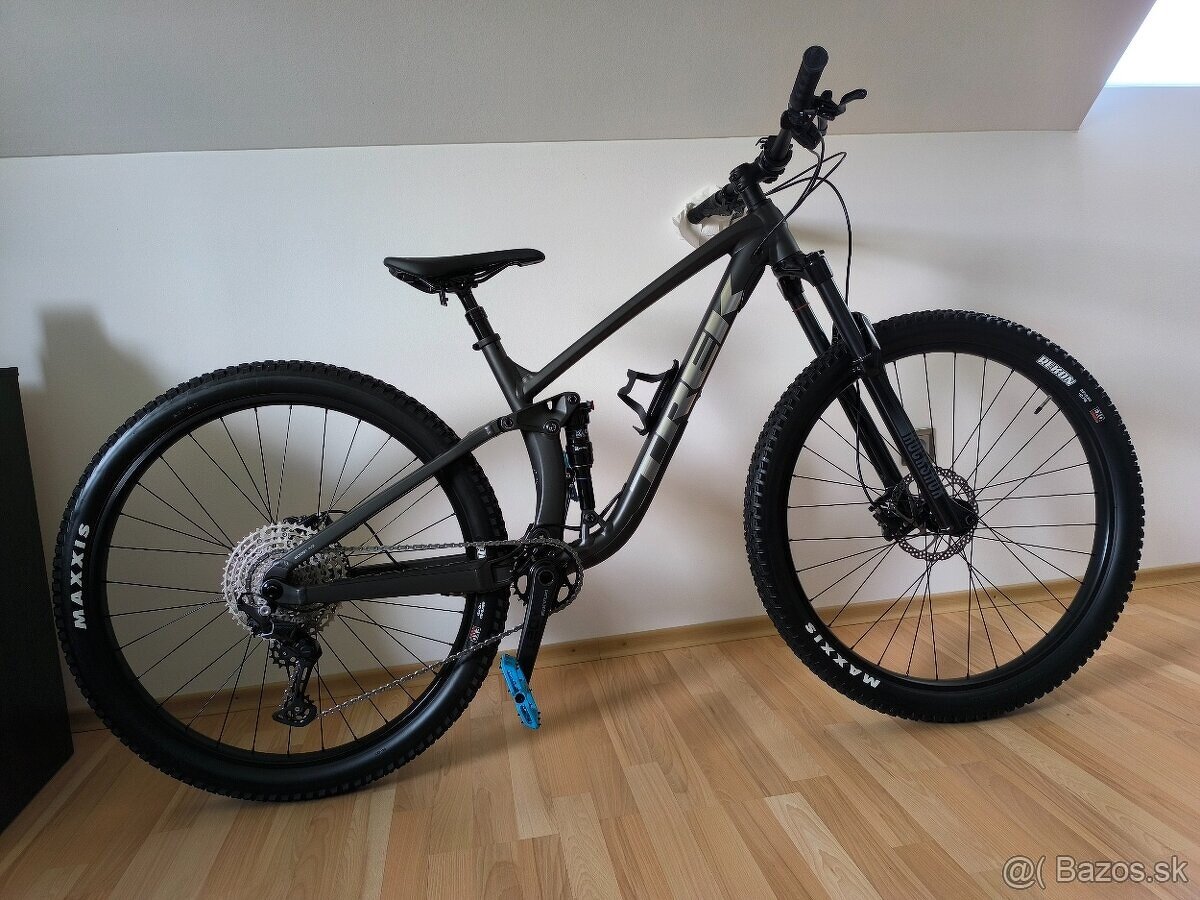 Fuel EX 5 veľkost M. 29' - 2