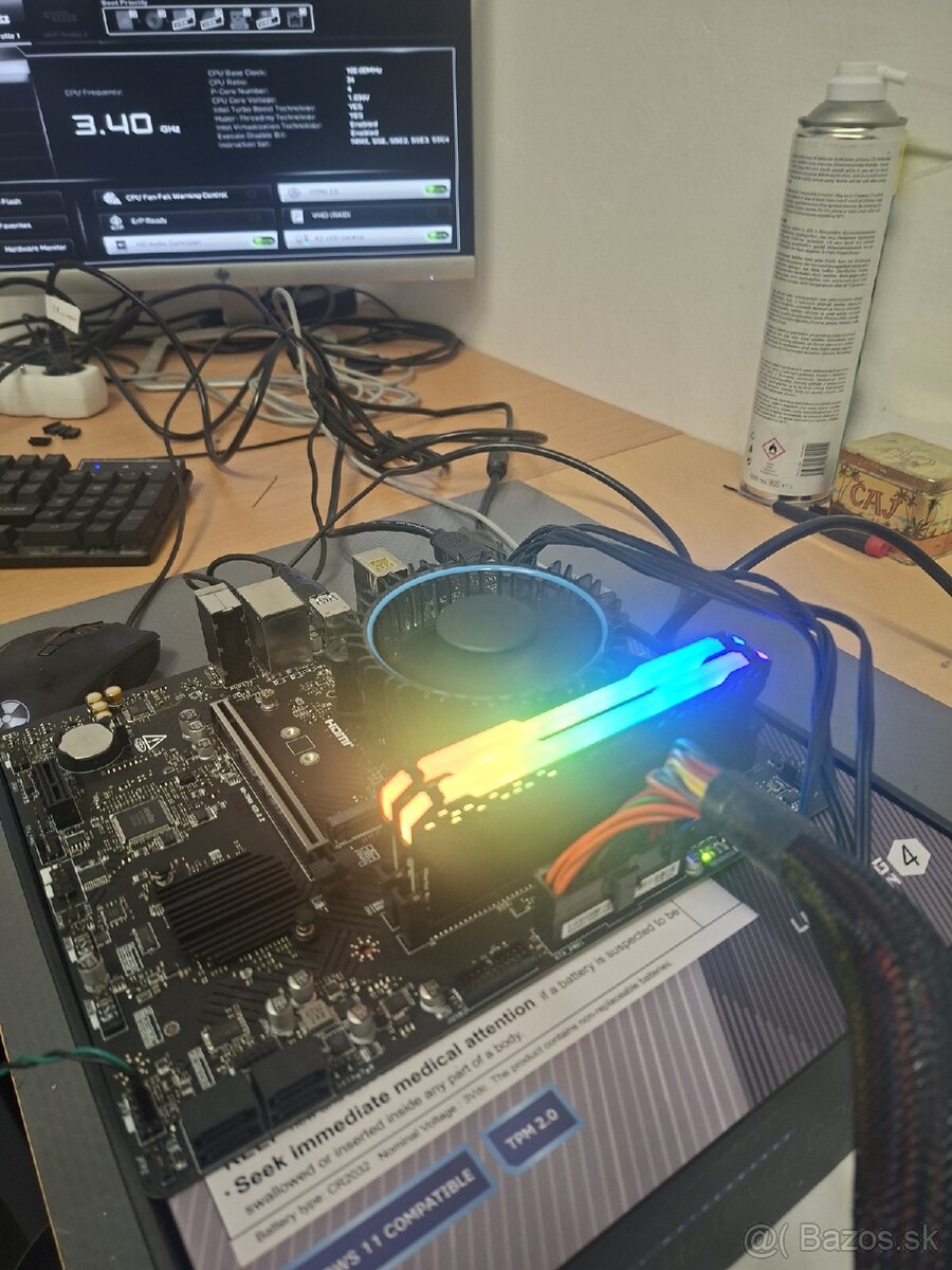 CORSAIR VENGEANCE PRO 16GB 3000MHZ RGB - 2