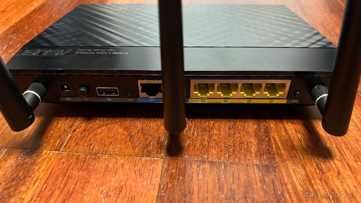 Výkonný WiFi Router ASUS RT-N18U - 2