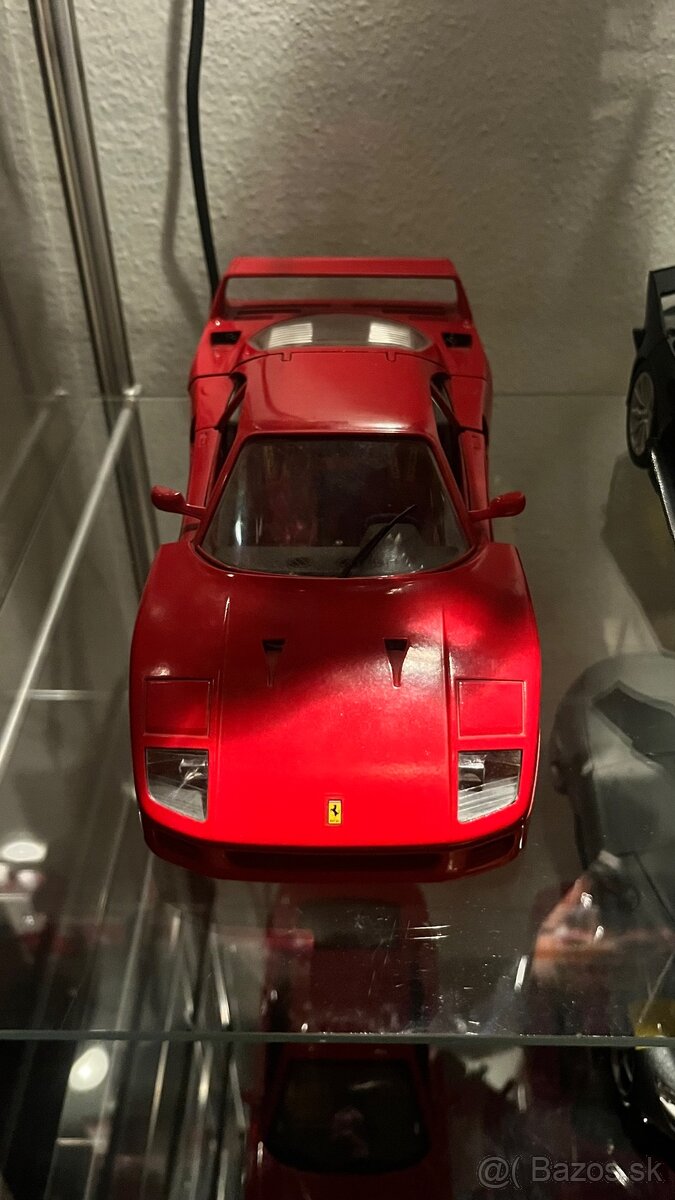 Ferrari 1:18 odkúpim - 2