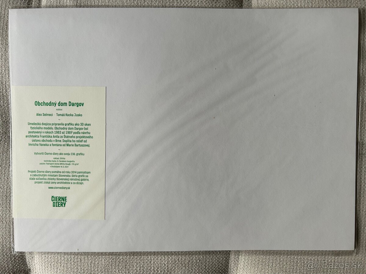 Grafika Čierne diery Obchodný dom Dargov - 2