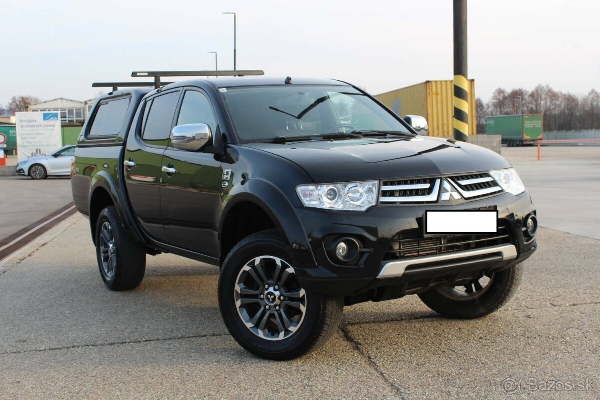 Mitsubishi L200 2.5 DI-D Double Cab Invite - 2