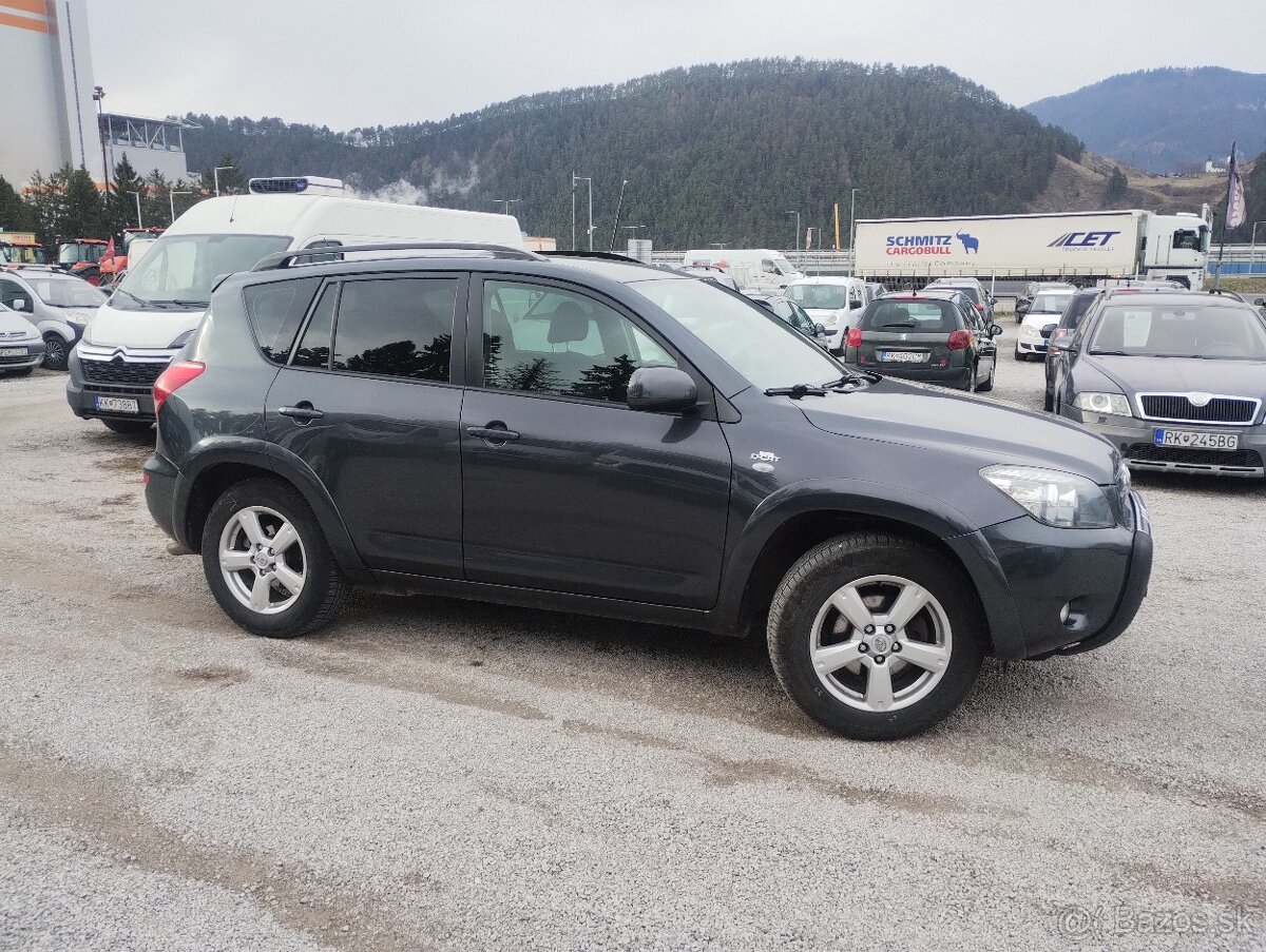 Toyota RAV4 2.2 D-4D 180 - 2